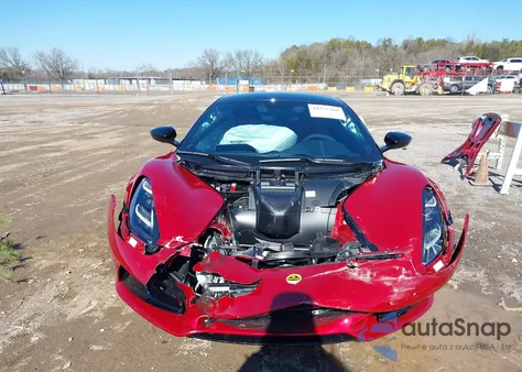 2025 Lotus Emira V6 z USA, uszkodzony, nr VIN SCCLEJAX0SHA10923